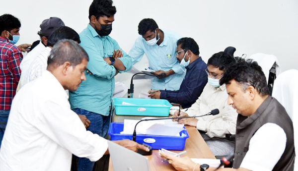 హెచ్‌ఒడిల పర్యవేక్షణ ఉండాలి : కలెక్టర్‌