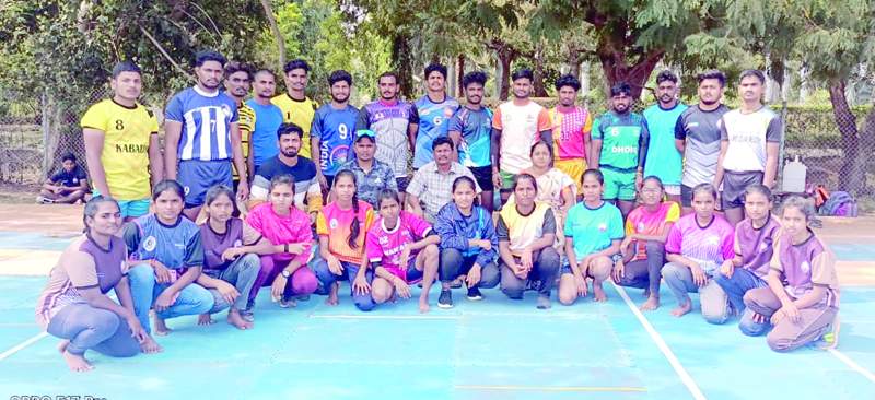   క్రీడలకు ఎంపికైన క్రీడాకారులు