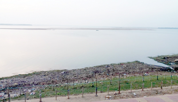 Eg-godavaro-dredging-farmers