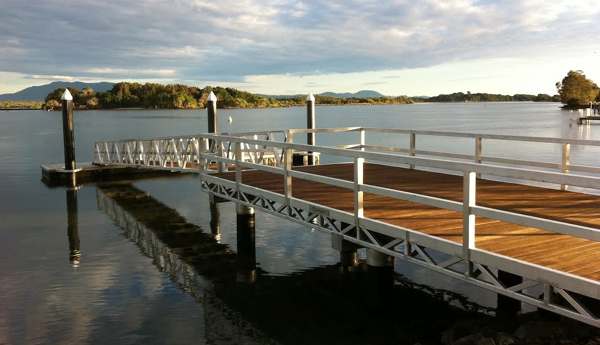 floating-jetty-construction-in-visakha-harbour