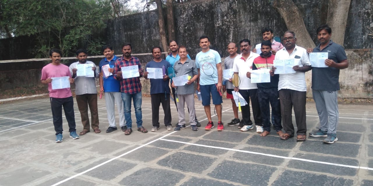 ఆటల పోటీల కరపత్రాల ఆవిష్కరణ