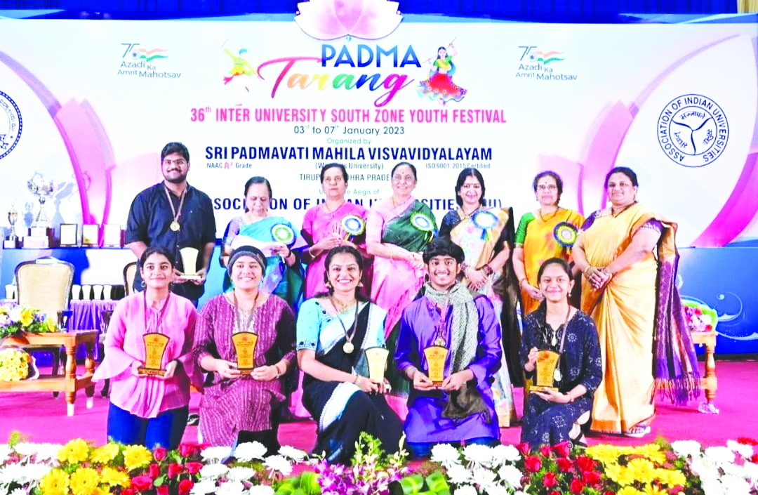 యువజనోత్సవాల్లో పిబి సిద్ధార్థ విద్యార్థుల ప్రతిభ