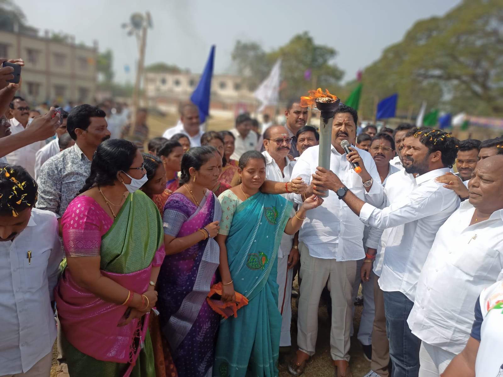 క్రీడలకూ ప్రాధాన్యత అవసరం : మంత్రి కారుమూరి