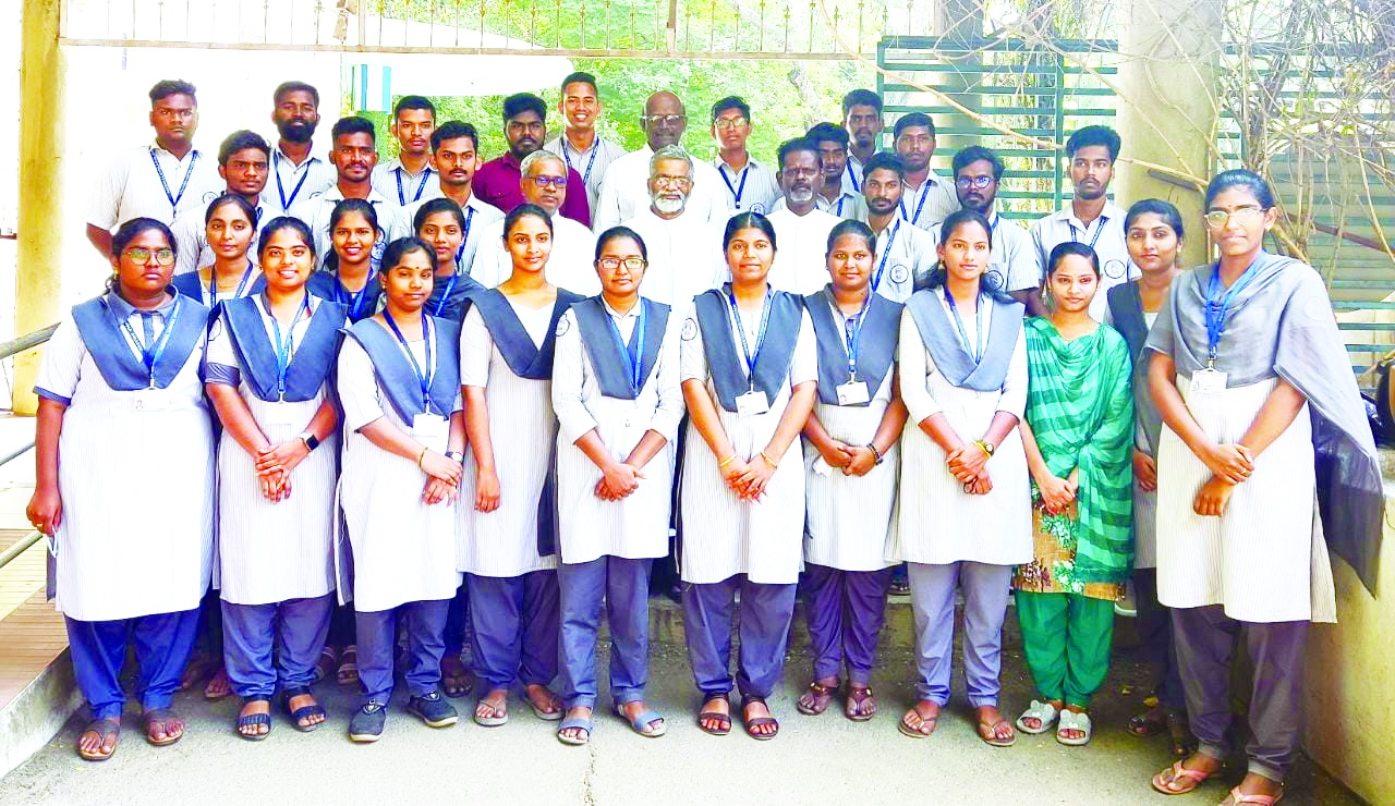 లయోలాలో క్యాంపస్‌ ఎంపికలు