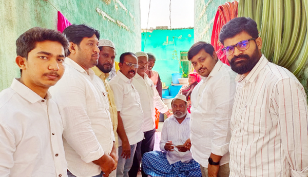 బాధితుడికి ఆర్థిక సాయం