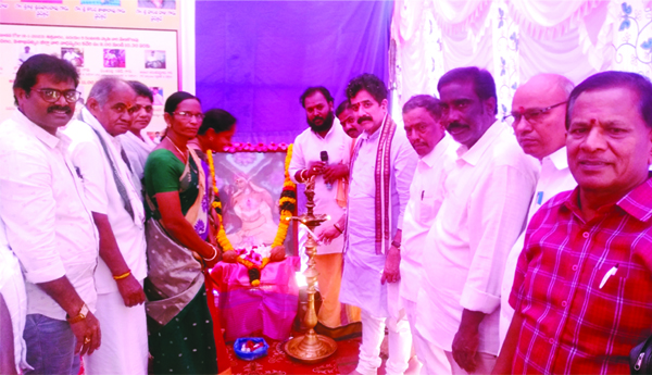 త్యాగరాజ ఆరాధన ఉత్సవాలు ప్రారంభం