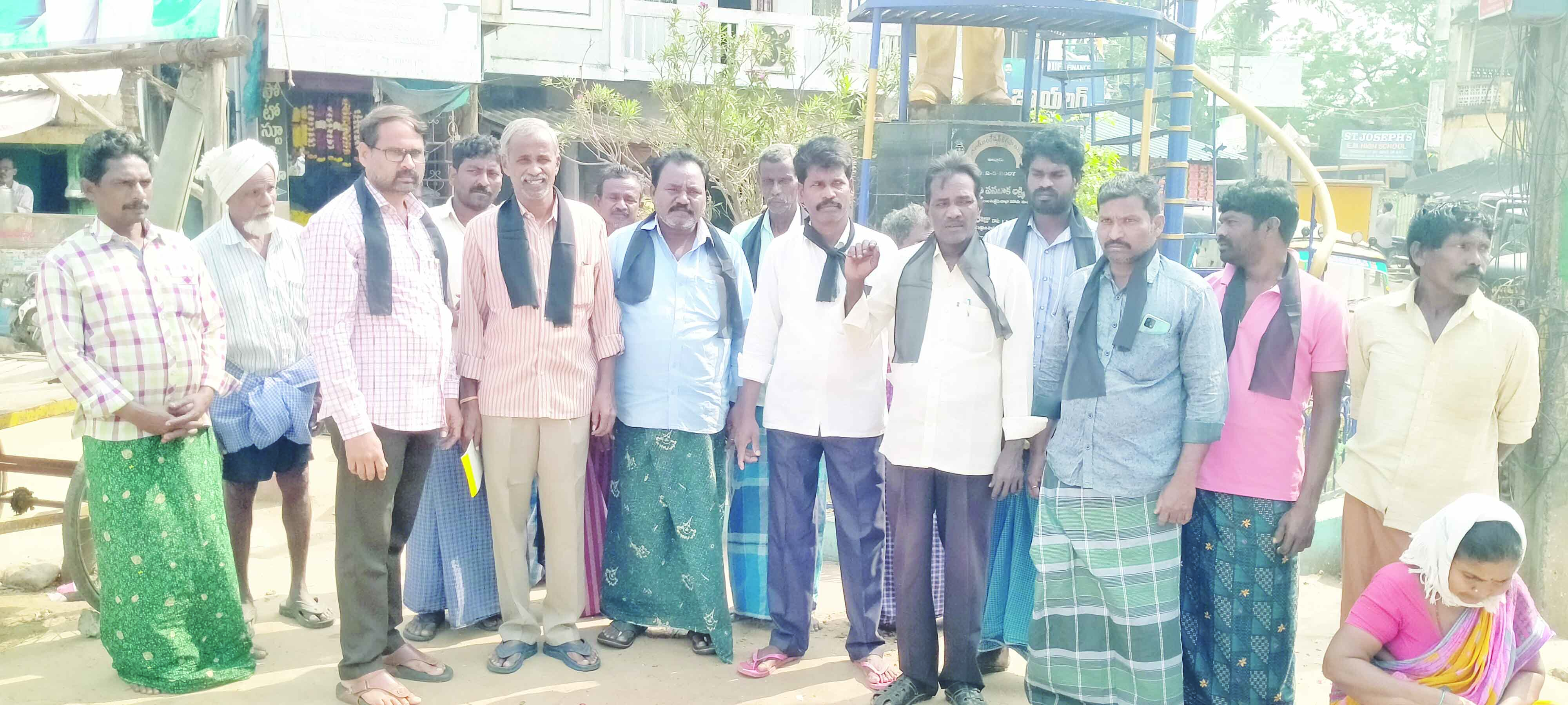 జగన్‌ ప్రభుత్వంలో దళితులపై దాడులు