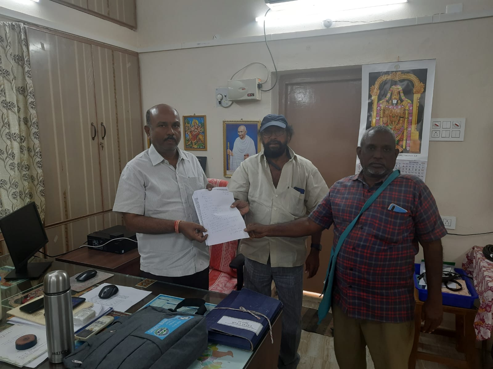 విద్యుత్‌ ఛార్జీలు భారం మోపితే ఉద్యమం