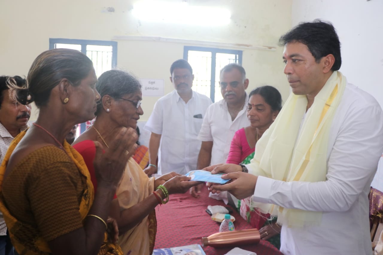 అందరికీ సంక్షే పథకాలు