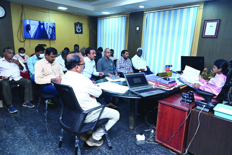 భూగర్భ డ్రెయిన్‌ పనులు వేగవంతం