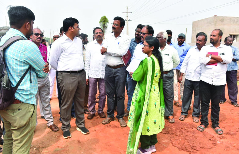ఉగాది నాటికి గృహప్రవేశాలు