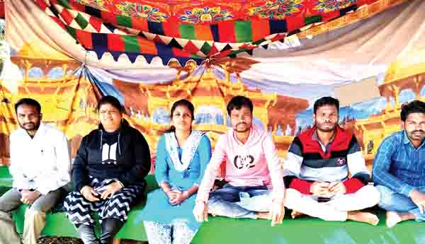 పిఒ మొండి వైఖరిని విడనాడాలి