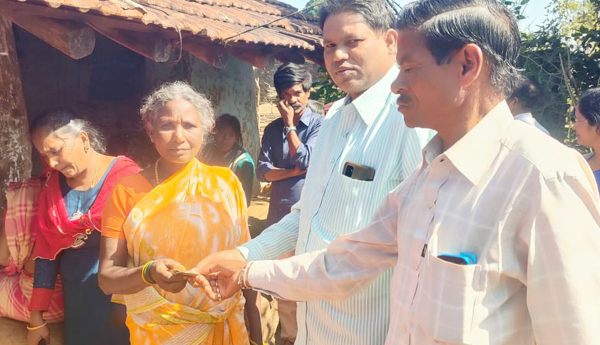 financial-aid-to-gangadharam-family