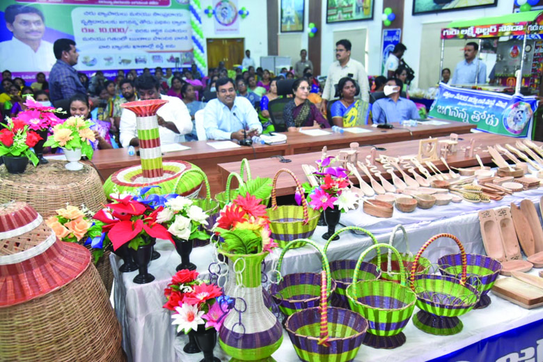 గణతంత్ర దినోత్సవ వేడుకలకు కట్టుదిట్టంగా ఏర్పాట్లు
