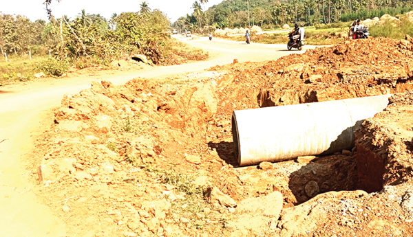   మృత్యు కూపంగా బిఎన్‌ రోడ్డు