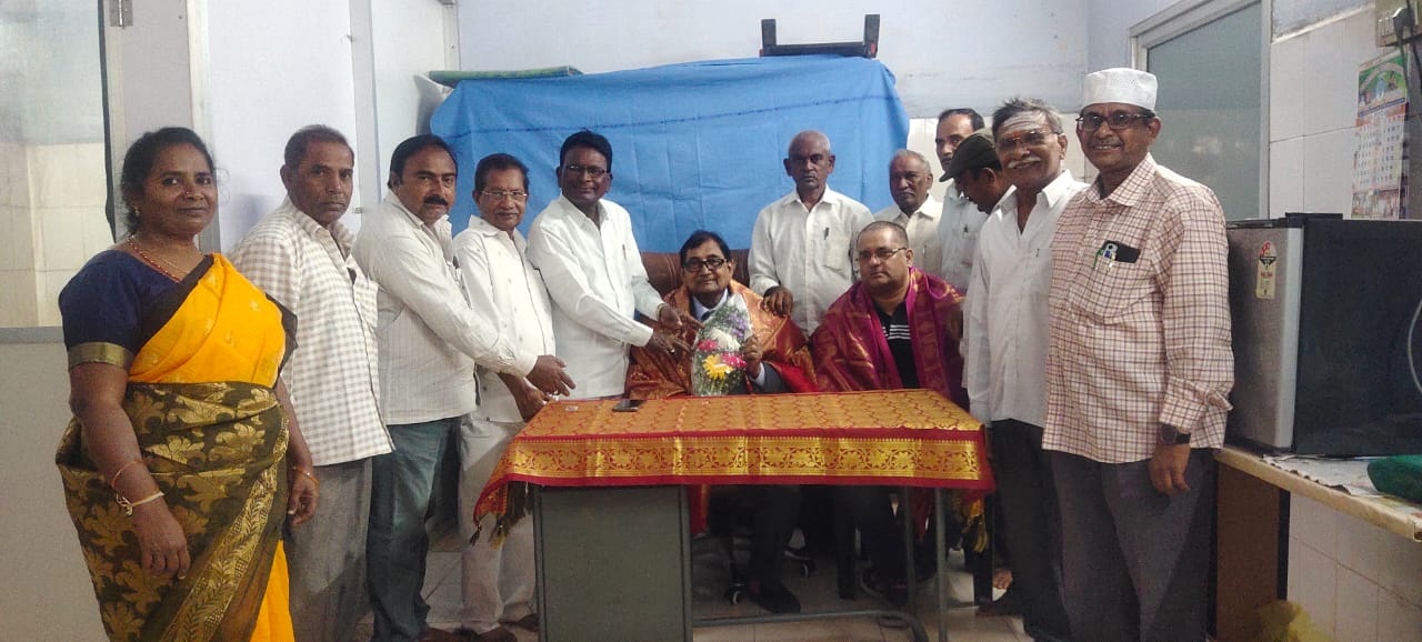 డాక్టర్‌ ప్రభాకరనాయుడుకు సత్కారం