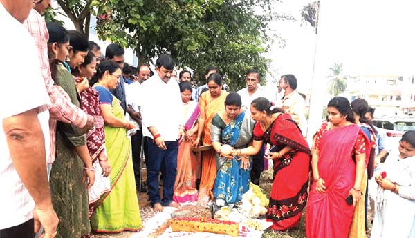  సిసి రోడ్ల నిర్మాణాలకు చర్యలు