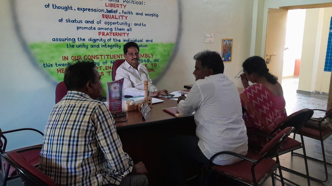 మోడల్‌ స్కూల్లో డిప్యూటీ డిఇఒ సందర్శన
