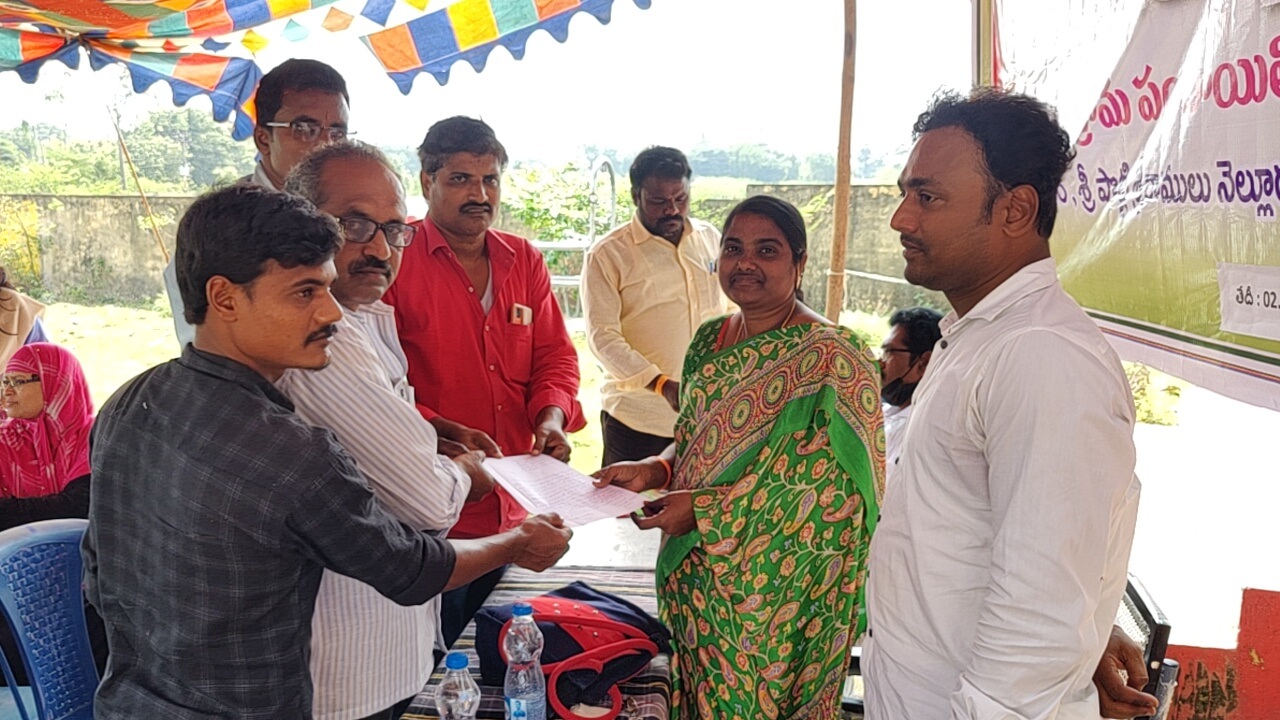 ప్రజాసమస్యలు పరిష్కరించాలి : సిపిఎం
