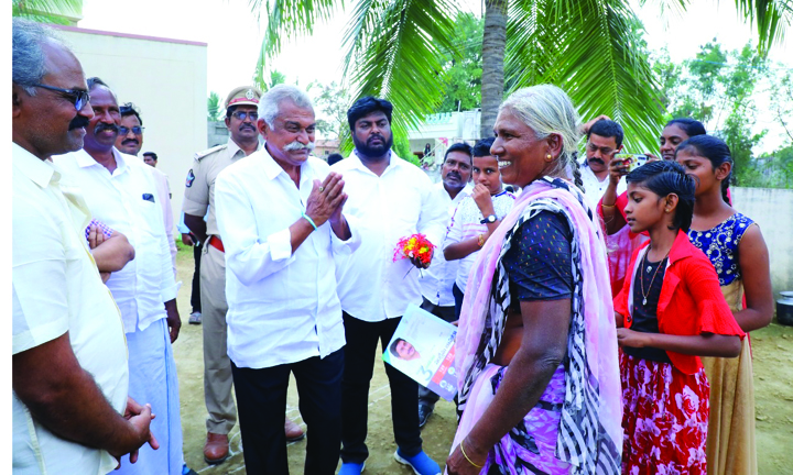 మహదేవపురంలో 'గడప గడపకు మన ప్రభుత్వ'