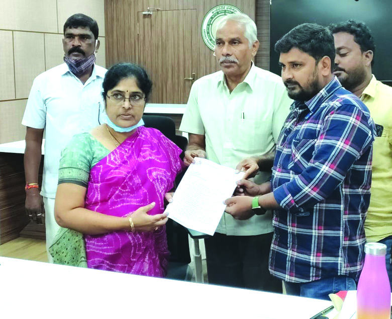 అనర్హులైన ఓట్ల తొలగింపునకు చర్యలు చేపట్టాలి