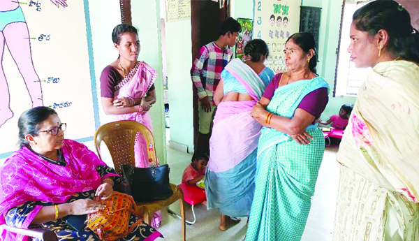 అంగన్వాడీల నిర్వహణ సక్రమంగా లేకపోతే చర్యలు