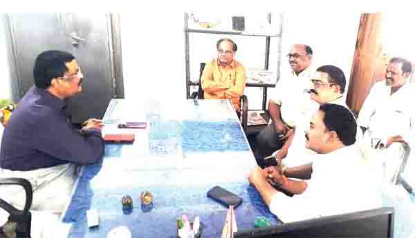 కుల ధ్రువీకరణ పత్రాల జారీలో జాప్యం వద్దు