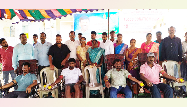 Blood-donation-camp-during-Amarnath-birthday-celebrations