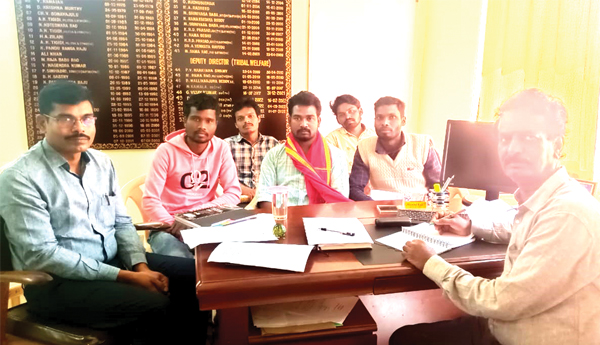 ప్రజా సంఘాల నేతలతో అధికారుల చర్చలు