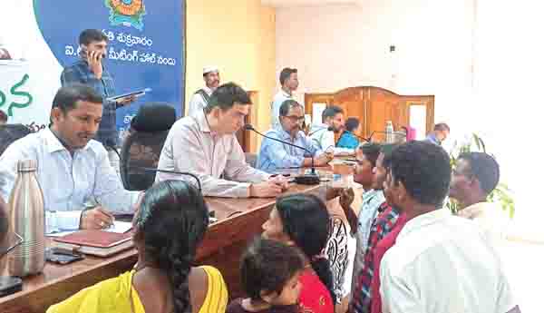  స్పందనకు 76 వినతులు