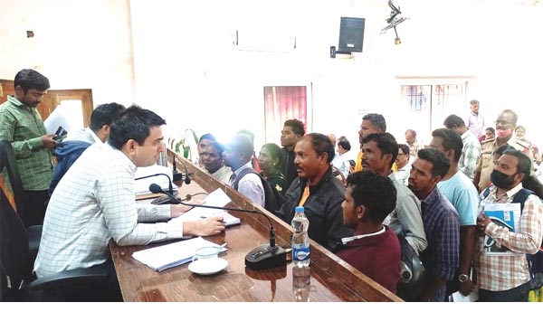 స్పందన సమస్యలపై శ్రద్ధ పెట్టండి