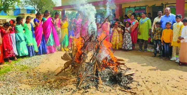 ముందస్తు సంక్రాతి సంబరాలు