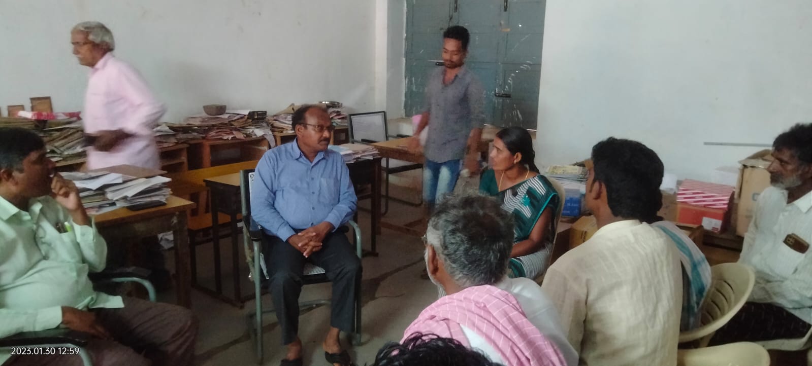 విద్యార్థినిపై దాడి