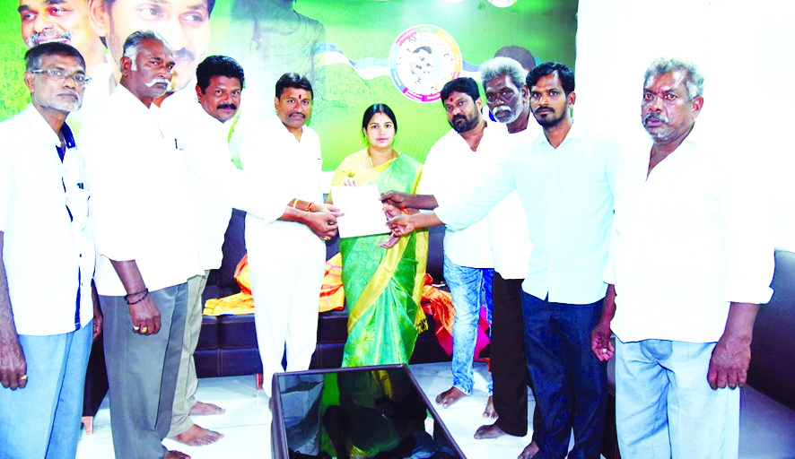 కళ్యాణ మండపాల నిర్మాణానికి రూ.1.73 కోట్లు