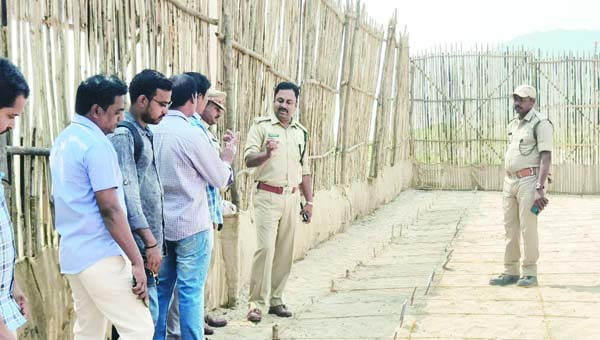 ఆలివ్‌ రిడ్లే తాబేళ్లను కాపాడుకోవాలి