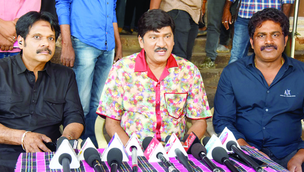 అలరించనున్న దిల్‌వాలా మూవీ