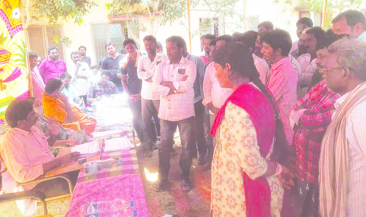 ఉపాధి హామీ పనుల్లోనూ అవినీతి