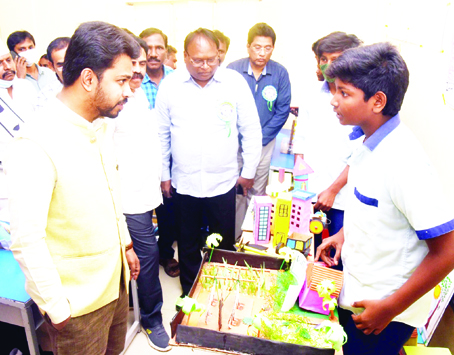 సైన్స్‌ ఫెయిర్లతో పిల్లల్లో నైపుణ్యం వెలికితీత