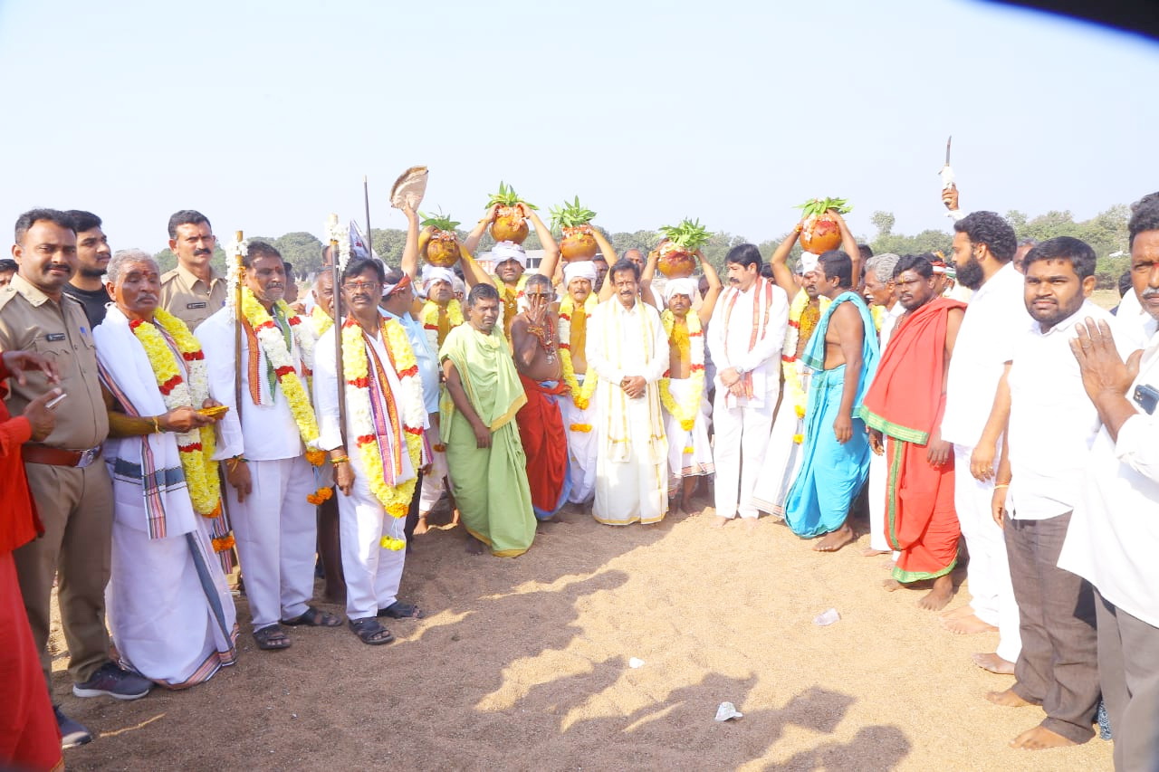 ఘనంగా జలబిందెల మహోత్సవం