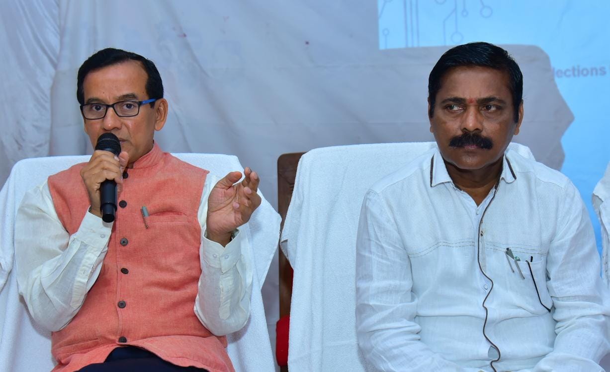 పకడ్బందీగా పోలింగ్‌ను నిర్వహించాలి