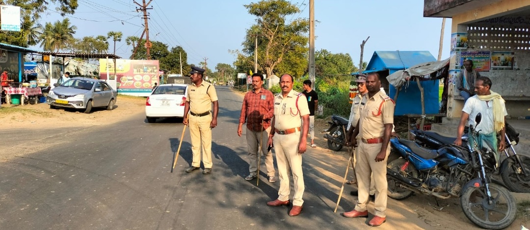 వాహనాల తనిఖీలు