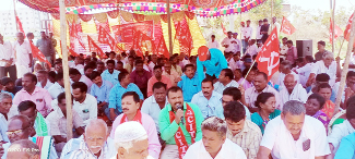 ధర్నాలో పాల్గొన్న విఆర్‌ఎలు, సిఐటియు నాయకులు