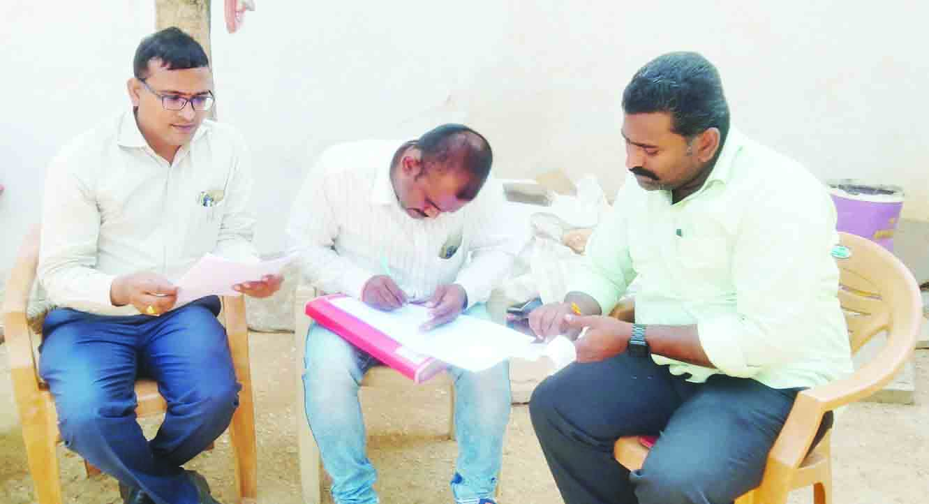 రేషన్‌ దుకాణాల్లో తనిఖీలు