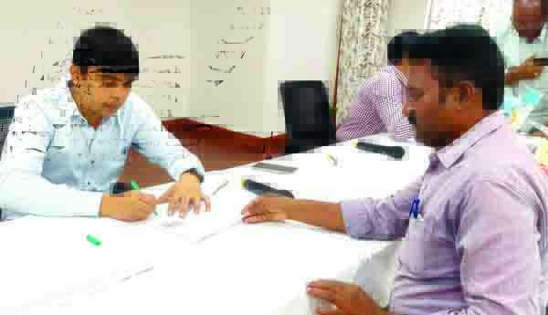 ఎస్‌ఇజెడ్‌లో భద్రతా ప్రమాణాలు పాటించని కంపెనీల యాజమాన్యాలపై చర్యలకు వినతి