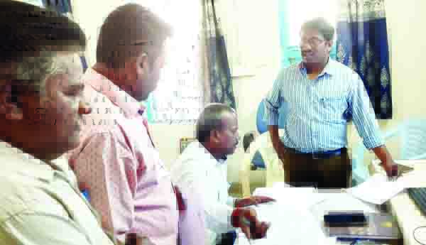 పట్టభద్రుల ఓటర్ల జాబితాల్లో తప్పులను సరిచేయాలి