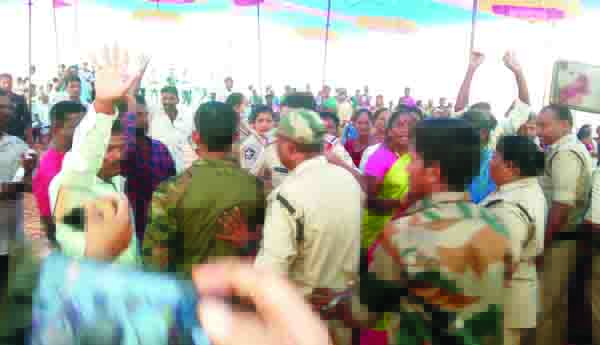 క్వారీలు, క్రషర్లు ఏర్పాటు చేయొద్దు