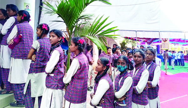 ఆకట్టుకున్న జిల్లా స్థాయి సైన్స్‌ ఎగ్జిబిషన్‌