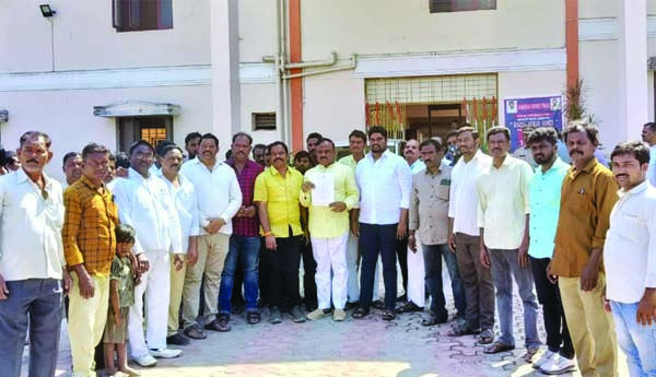 డిఎస్‌పి సునీల్‌పై విచారణ చేపట్టాలని నిరసన