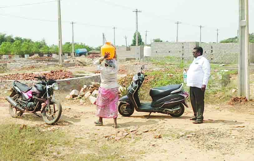 గృహ నిర్మాణాలకు నీటివసతి కల్పించండి