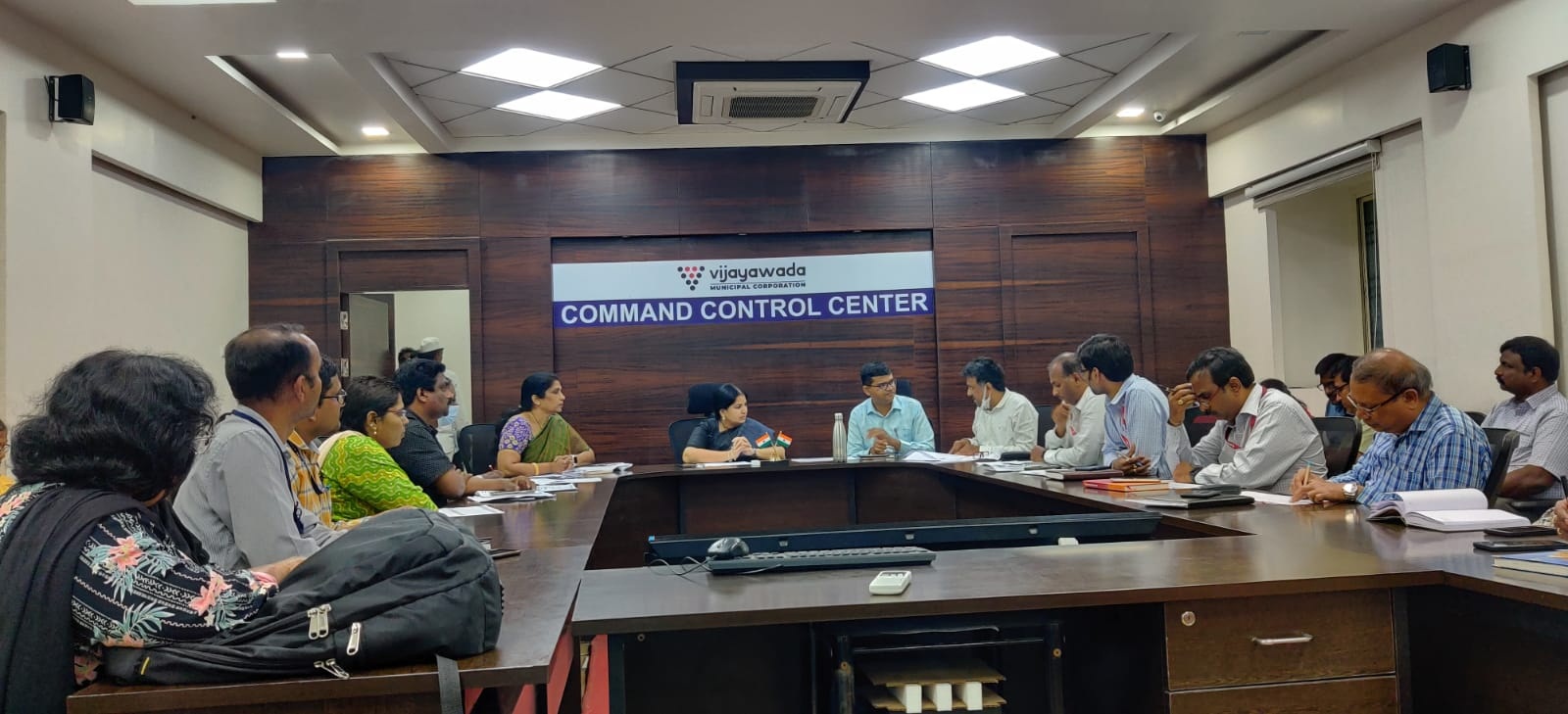 గృహ నిర్మాణాలకు బ్యాంకర్లు సహకరించాలి